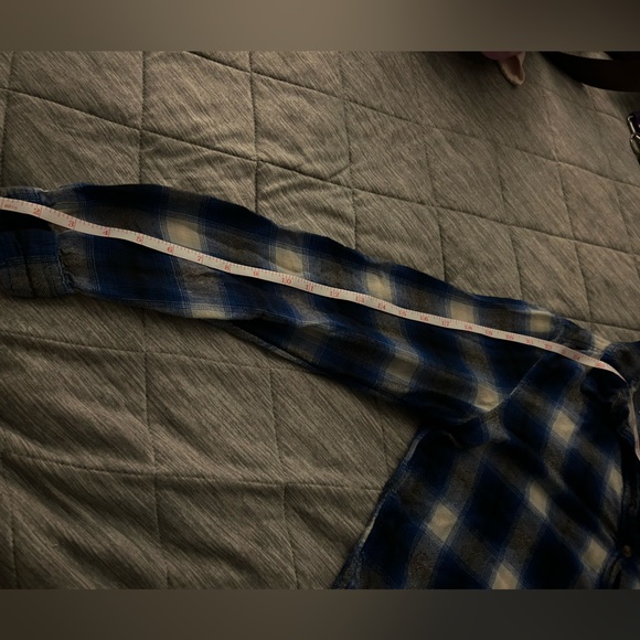 American Eagle Ladies Ahh-Mazingly Soft Boyfriend Fit Long Sleeved Plaid Shirt - Picture 12 of 12